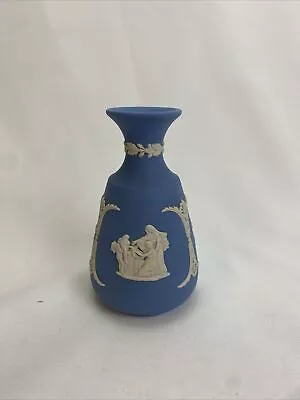 Buy Wedgwood Cameo Blue Jasperware Neoclassical Narrow Neck Bud Vase 4.75'' Height • 15£