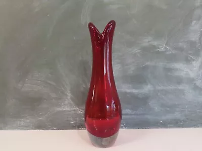 Buy Whitefriars 9556. Beak Red Vase 1960's. • 10£