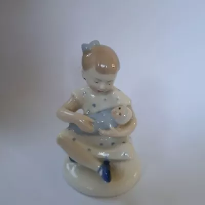 Buy Porcelain Figurine Lomonosov Porcelain Factory Girl With Doll • 249.33£