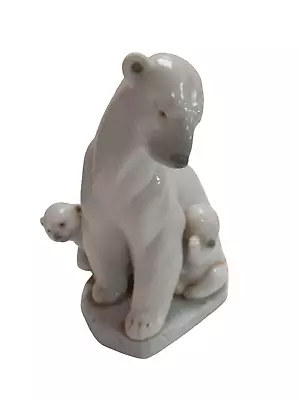 Buy Lladro W41NC Spain Daisa 2000 Arctic Family Polar Bear And Cubs Figurine 6745  • 10.50£