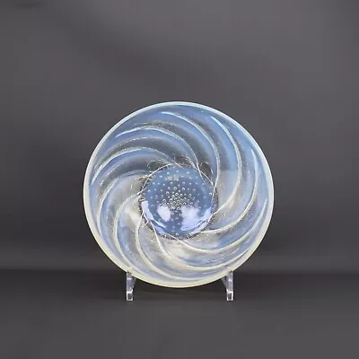 Buy Rene Lalique Opalescent Glass Poissons Bowl  21cm  • 495£