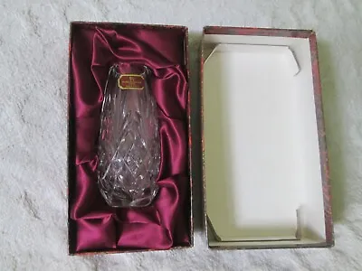 Buy Doulton International Crystal Vase • 8£