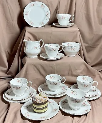 Buy Vintage Duchess Bone China 'Glen 316' - 5 X Tea Trios/Tea Set - Floral Pattern • 28£