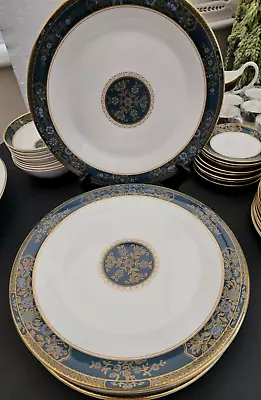 Buy 8 X ROYAL DOULTON CARLYLE DINNER PLATES UNUSED 10.5  • 56£