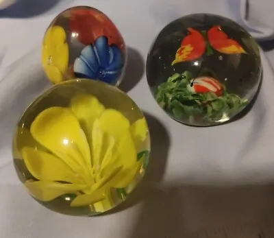 Buy Three Vintage Small Paperweights ~ Butterfly ~ Flowers  • 4£