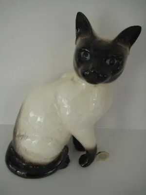 Buy VINTAGE BESWICK POTTERY ENGLAND SIAMESE CAT FIGURINE ORNAMENT No 1882  9  HIGH • 37.99£