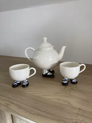 Buy Carlton Ware Lustre Pottery Walking Ware Teapot & 2 Cups - Black Shoes • 40£