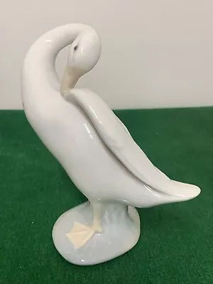 Buy Early Vintage LLADRO GOOSE - Hand Made In Spain - 1971 - 1974 • 10£