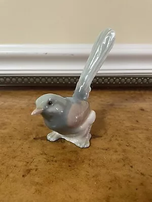 Buy Lladro Porcelain Wren Long Tail Bird Figurine Made In Spain Retired #1054 • 47.36£