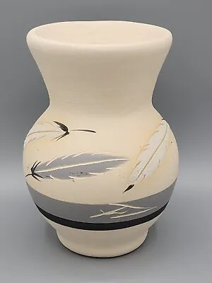 Buy Gray Feather Ceramic Desert Pueblo Pottery Southwest Native American Feather Pot • 28.82£