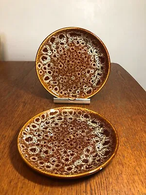 Buy Kernewek/Fosters Pottery Cornwall - 2 X 23cm Dia - Light Brown Honeycombe Plates • 8.95£