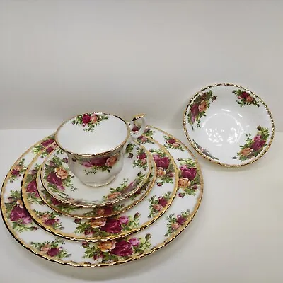 Buy Vintage ROYAL ALBERT OLD COUNTRY ROSES 6 PIECE PLACE SETTING ENGLAND . • 93.92£
