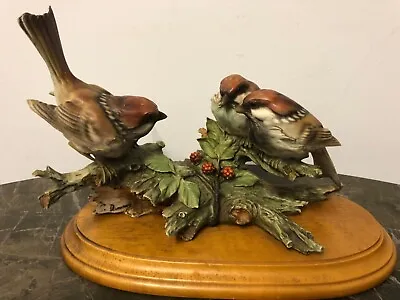 Buy GIUSEPPE ARMANI FIGURINE BIRD 3 Sparrows On A Berry Branch.  • 59£