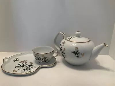 Buy Noritake China Set Of 4 Tea Snack Set Plus  Matching Tea Pot Gold Trim • 19.28£
