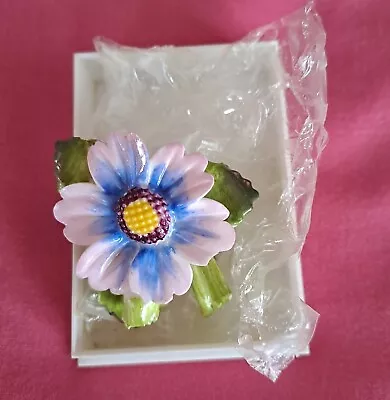 Buy Winton Square Fine Bone China Daisy Flower Brooch Boxed Very Good Condition • 4.99£