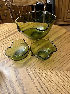 Buy Vintage Indiana Glass Green Ruffled Edge Bowls Chip And Dip Bowls 10.5”w5”h. 5”w • 27.71£