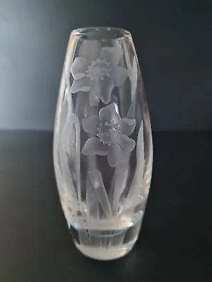 Buy Vintage Stuart Strathearn Crystal Cut Glass Daffodils Design Bud Vase 123mm Tall • 19.99£