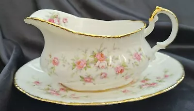 Buy  Paragon Victoriana Rose GRAVY SAUCE BOAT & STAND   -1ST QUALITY • 29.99£