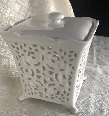 Buy Princess House Exclus. Snow Flurries Off White Snowflake Ceramic Candle Holder • 20.17£