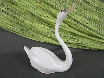 Buy Vintage HEREND HUNGARY White Porcelain SWAN LOOKING UP Perfect & Rare! • 94.10£
