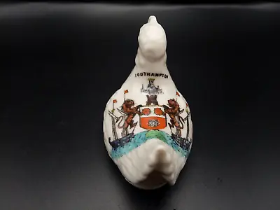 Buy Crested China - SOUTHAMPTON Crest - Hen, Roosting - Arcadian. • 7£