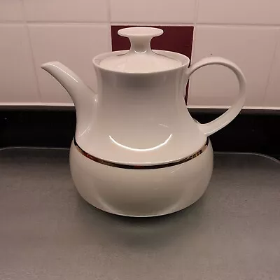 Buy Thomas China White Tea Pot With Gold Band,2 Pints • 10£
