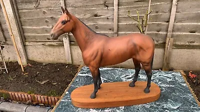 Buy Beautiful Beswick Matt Horse Arkle Champion Steeplechaser On Wooden Stand (C1) • 124.99£