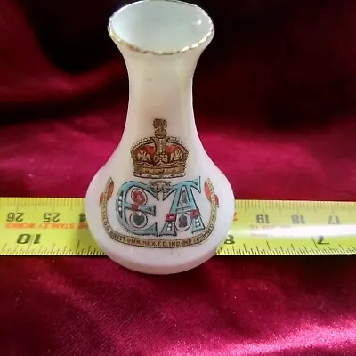 Buy WH Goss Crested China - Vase - Edward VII Coronation 26 June 1902 - 55mm Ref.3 • 12£