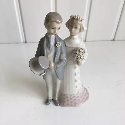 Buy Lladro Wedding Bride & Groom Porcelain Figure 4808 BU • 15£