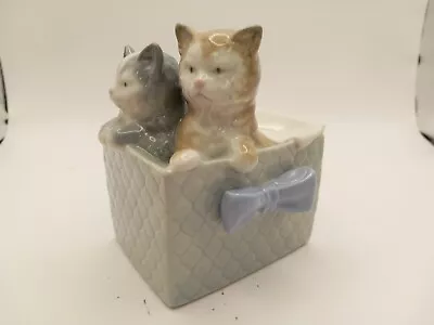 Buy Lladro Cats In Bow Basket Porcelain Ornament • 14.99£