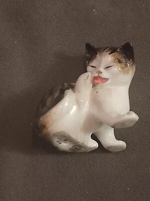 Buy Vintage Royal Doulton Tabby Cat Kitten Hand Painted Porcelain Figurine HN 2580 • 11£