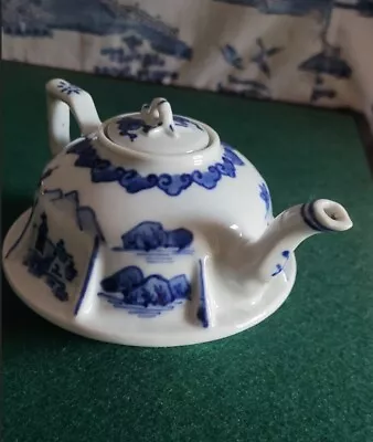 Buy Beautiful Daoguang Hand Painted Miniature Teapot • 22£