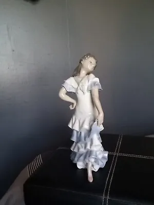 Buy Nao By Lladro Figurine  - Spanish Flamenco Dancer • 85£