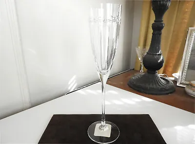 Buy Vera Wang / Wedgwood Crystal WITH LOVE Champagne Flute (S) - NEW! • 64.62£