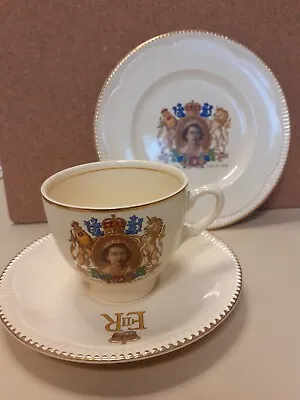 Buy Clarice Cliff Newport Pottery 1953 Coronation Cup, Saucer & Plate • 31£