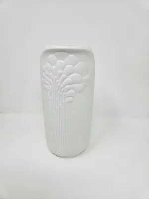 Buy Kaiser Vintage West Germany 8.5  White Bisque Porcelain Frey Vase • 40.22£