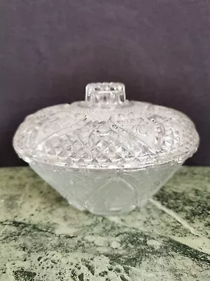 Buy Crystal Clear Glass Bowl With Lid • 6.05£