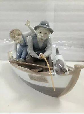 Buy Lladro Boy In Boat With His Grandfather And Dog Large Spanish Ornament #910 • 420£