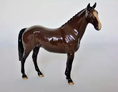 Buy Beswick Brown Hunter Horse - Limited Edition Of 500 - Issued 2005 • 125£