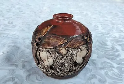 Buy Beautiful Australian Pottery Gumnut Babies Vase By Jill Morley • 61.34£
