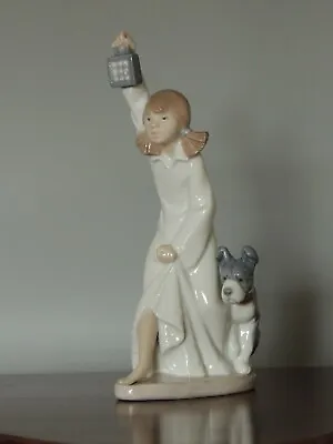 Buy Lladro Nao Daisa Girl With Lamp & Dog Figurine • 35£