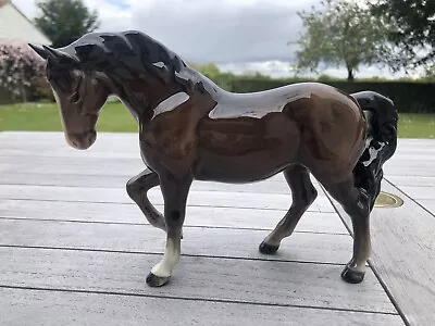 Buy Porcelain Beswick Glossy Brown Horse Figurine With Raised Leg *Damaged* • 14.99£