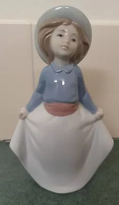 Buy Nao/lladro Figurine    Girl Picking Up Her Skirt  1290. VGC  • 4.99£