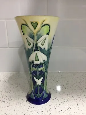 Buy Old Tupton Ware 20cm Fluted Snowdrop Vase By Jeanne McDougall • 32.50£
