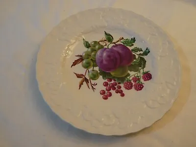 Buy Vintage 1945 Alfred Meakin 'Fruit Design' Decorative Plate With Embossed Border • 14.50£