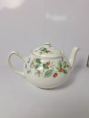 Buy Duchess  Strawberry Fields Tea Pot 613 • 37£