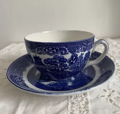 Buy George Jones & Sons Crescent Blue Willow Cup & Saucer • 11£