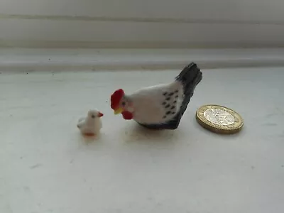 Buy Chicken - Beautiful  Detailed Pottery Black/white  Miniature Hen & Tiny Chick • 5.20£