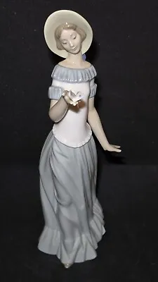 Buy Nao By Lladro 'Butterfly's Dance' 1398 Lady With Butterfly Ex Condition • 20£