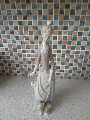 Buy Lladro “Lady With Dog & Umbrella” (#4761 - Retired!) Figurine 14” Excellent • 44.99£